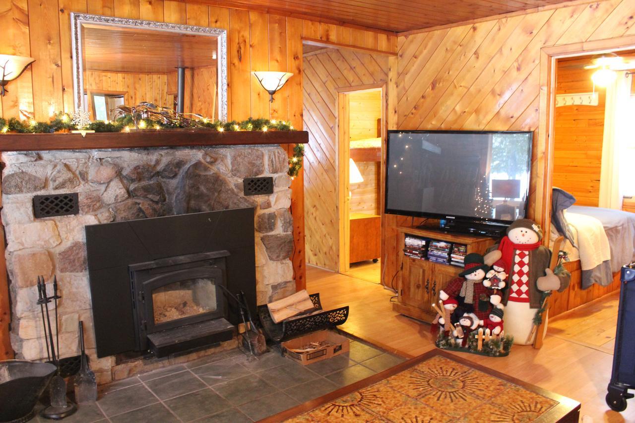 Lakefront Hope Lodge Miller Lake Extérieur photo