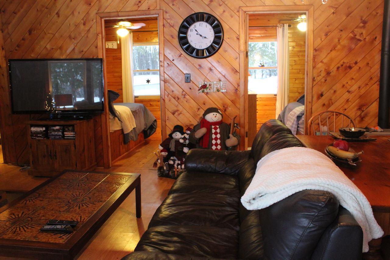 Lakefront Hope Lodge Miller Lake Extérieur photo